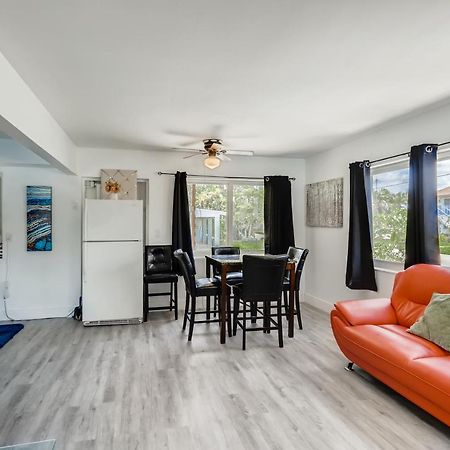 شقة Tropical Getaway/ Stunning 2Br Gem غرب شاطئ بالم المظهر الخارجي الصورة